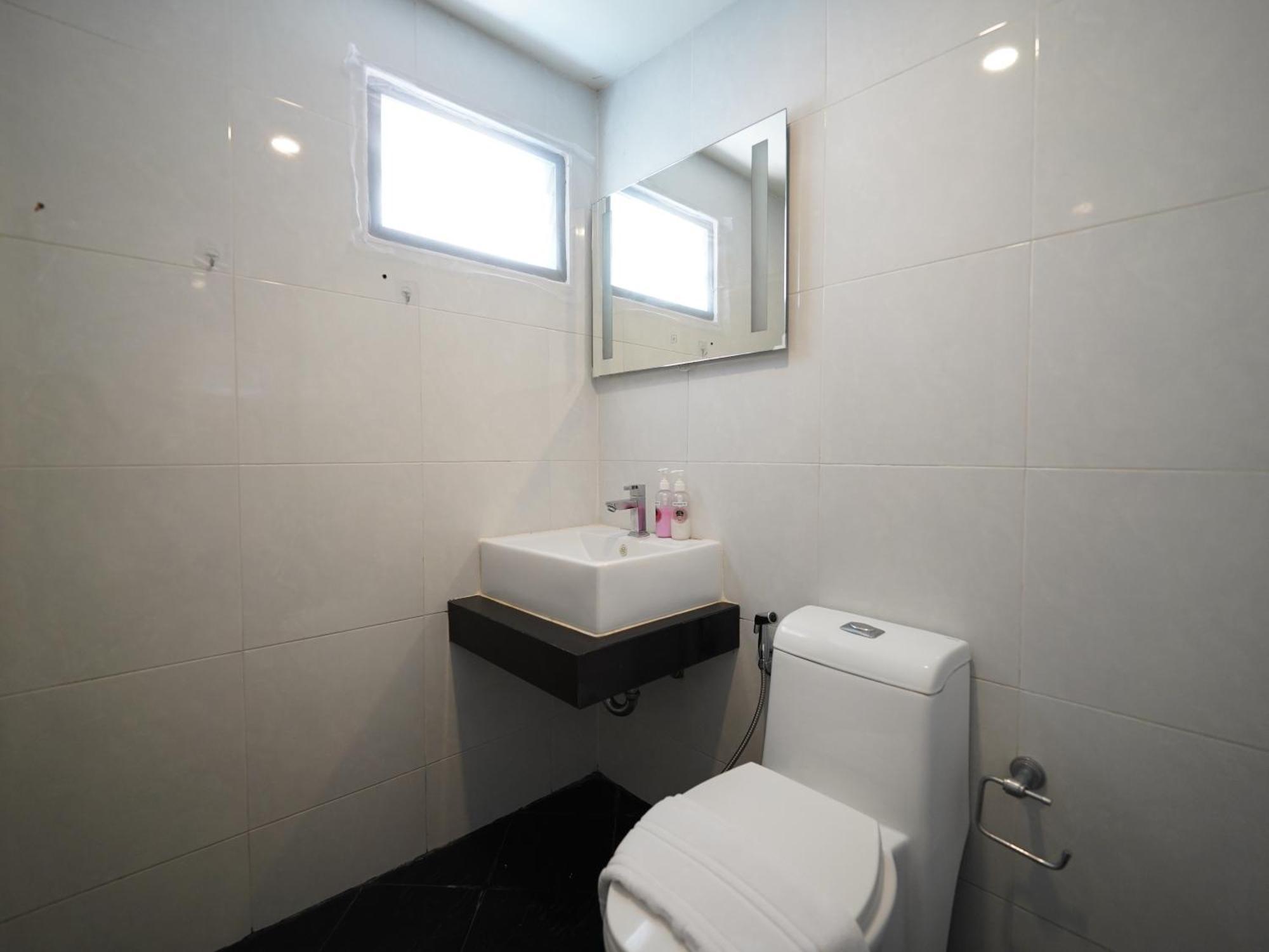 Roomquest Bangkok Don Mueang Airport Δωμάτιο φωτογραφία